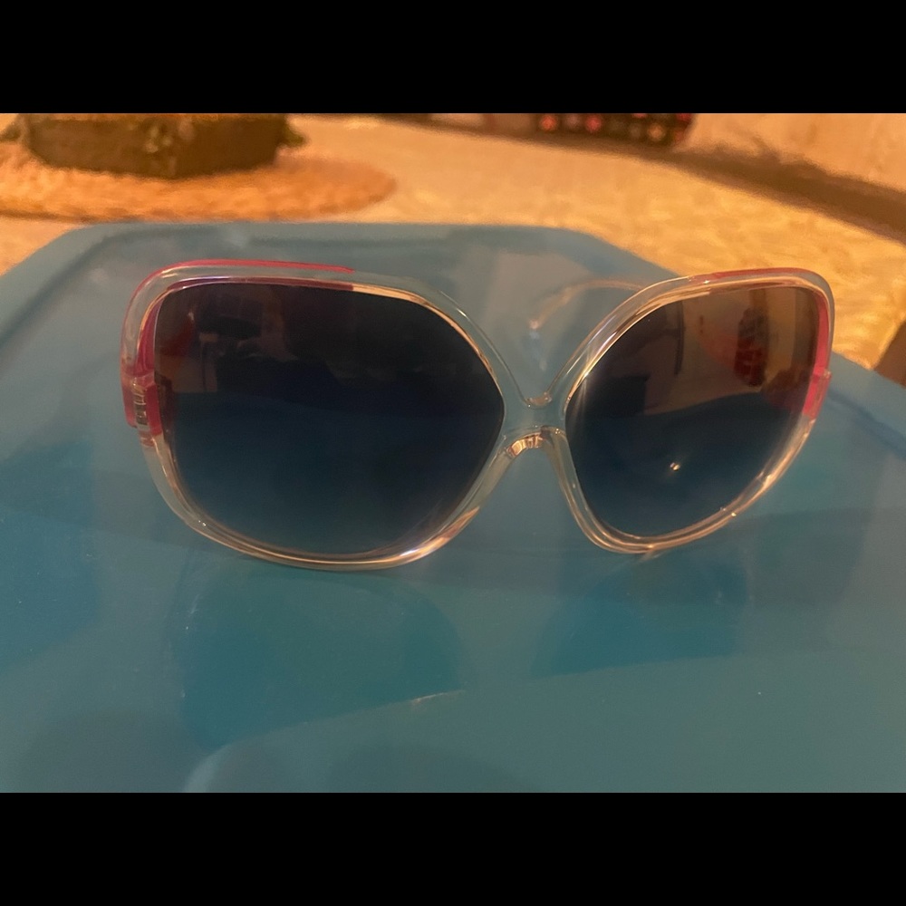 Diane Von Furstenberg Oversize Pink/Gray Jayda Sunglasses